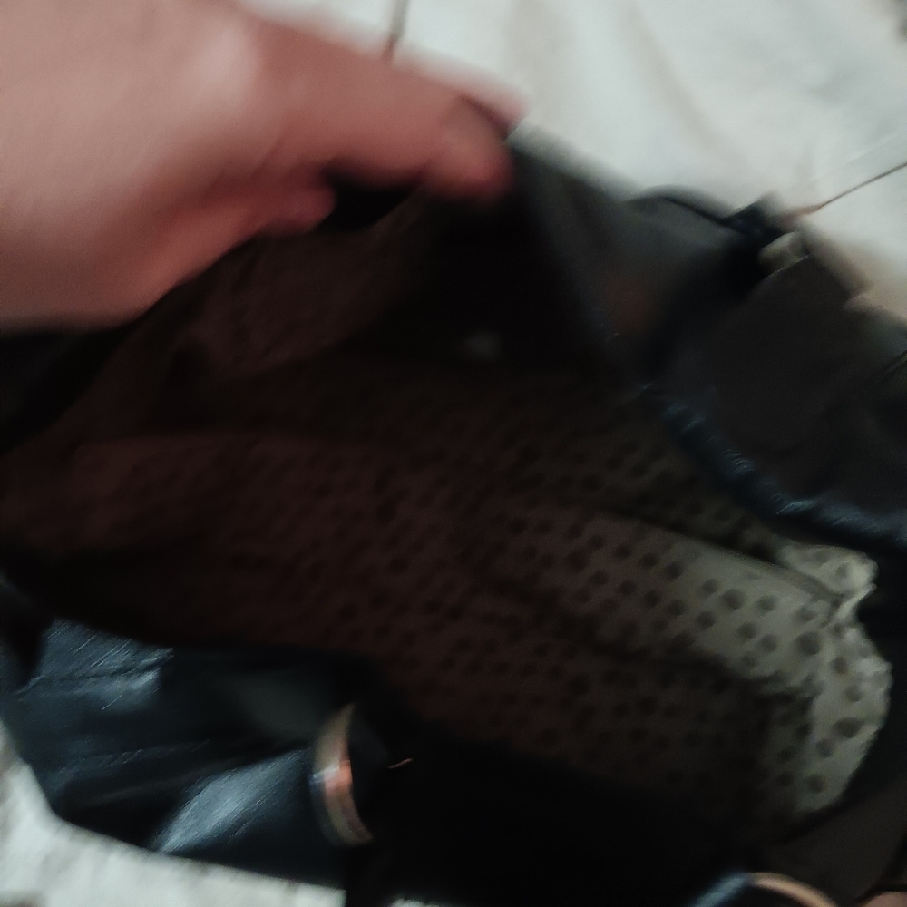 Purse - Picture 2 of 4